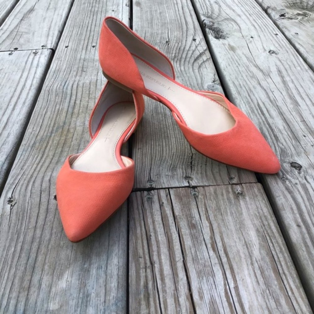Banana Republic Pointed Toe Flats Size 6